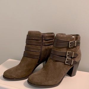 NEW Womens ankle booties, INC